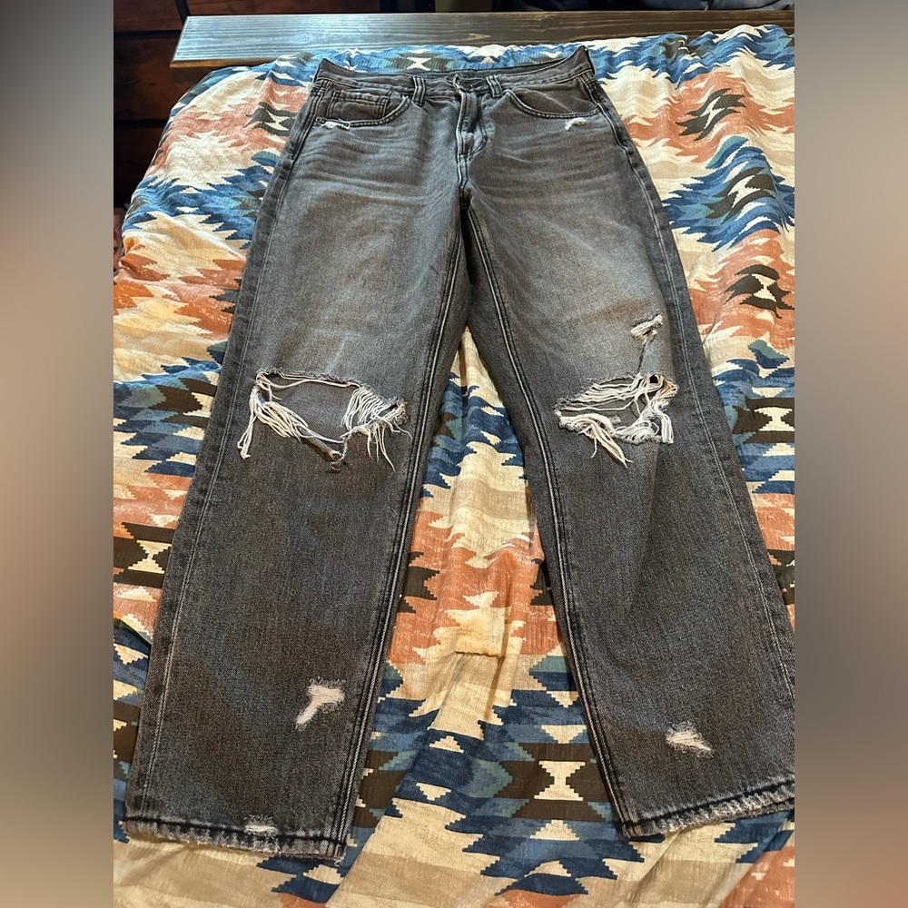 American Eagle Outfitters Ripped Black Jeans